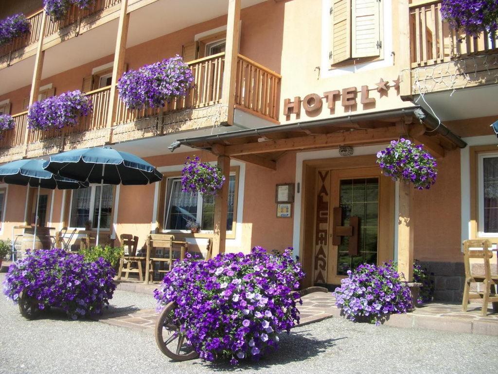 Hotel Vallechiara Моена Екстериор снимка