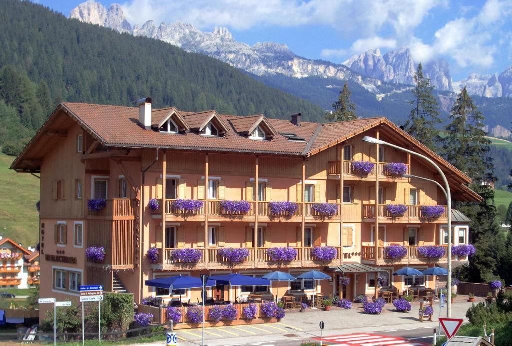 Hotel Vallechiara Моена Екстериор снимка